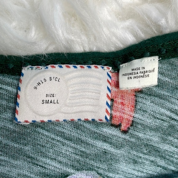 Anthropologie 9-H15 STCL Green Bird Pattern Top - Picture 10 of 11
